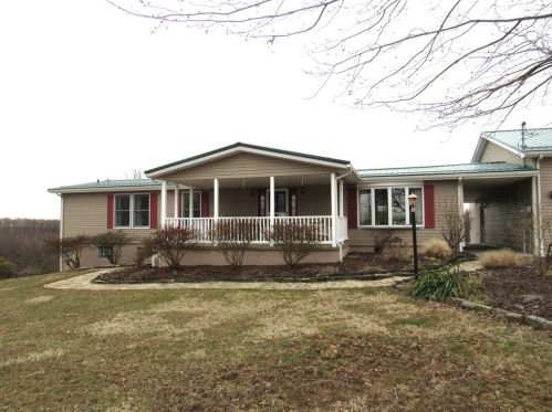 400 Upper Harmony Rd, Evans City, PA 16033-3810