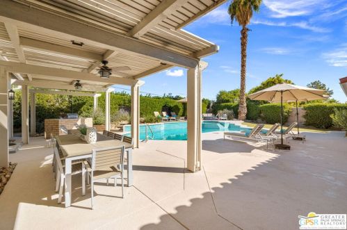 78720 Avenida La Fonda, La Quinta CA  92253-2805 exterior