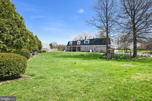 2735 Ritner Hwy, Carlisle PA  17015-9428 exterior