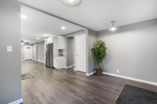 260 Margaret Ave, Evans City PA  16033-8703 exterior