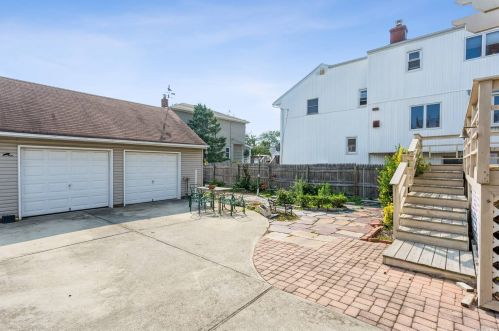 505 Longacre Ave, Woodsburgh NY  11598-2307 exterior