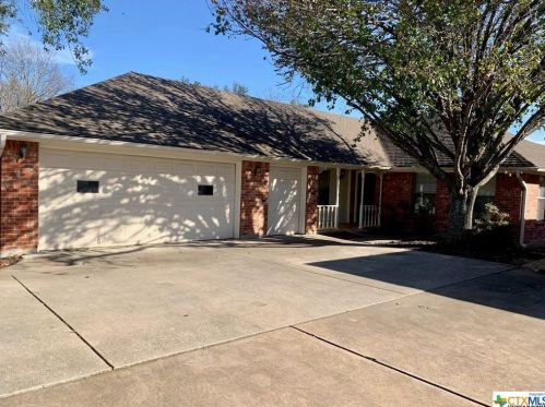 2101 Chisholm Trl, Salado, TX 76571-5473