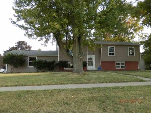 1623 Tanglefoot Ln, Panarama Park, IA 52722-2500