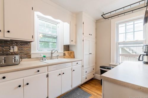 530 Ocean Ave, United States Coast Guard Ac CT  06320-4532 exterior