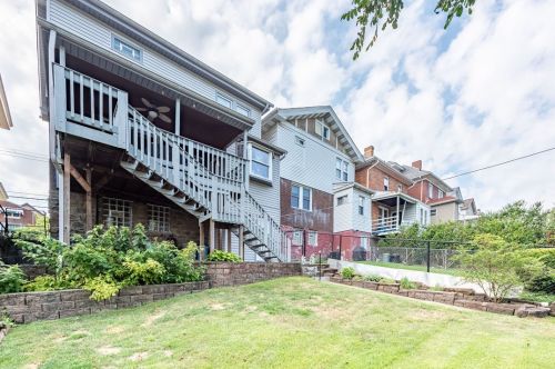 3244 Piedmont Ave, Pittsburgh PA 15216-2220 exterior