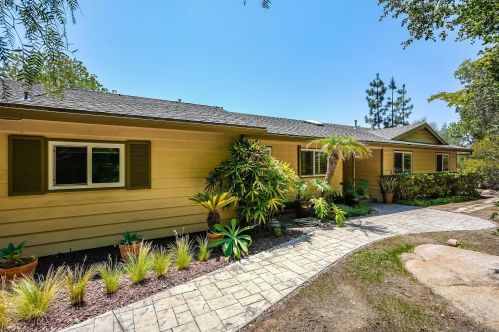 4630 Mission Bell Ln, La Mesa, CA 91941-5450