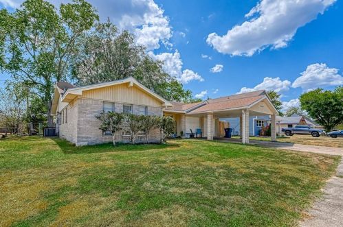 9109 San Jose Ave, Texas City, TX 77591-2923