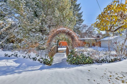 1096 Cambridge Rd, West Kaysville UT  84037-1305 exterior