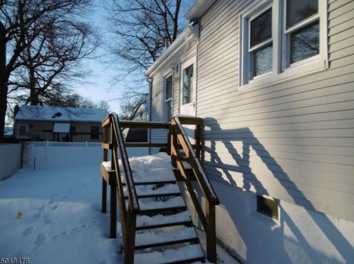 78 Hamburg Rd, Parsippany NJ  07054-3143 exterior