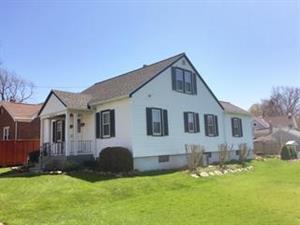 325 Bucknor St, Van Buren Bay, NY 14048-3124