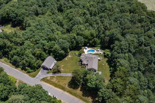 20 Picadilly Rd, Hampstead, NH 03841-5317