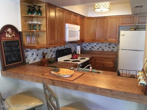 2957 Sir Hamilton Cir, Titusville, FL 32780-4947