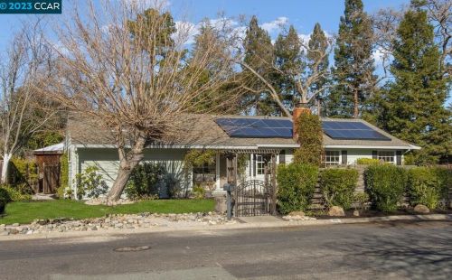 109 Hawthorne Dr, Concord, CA 94523-4111
