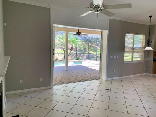 7925 Canyon Lake Cir, Orlando FL  32835-8206 exterior