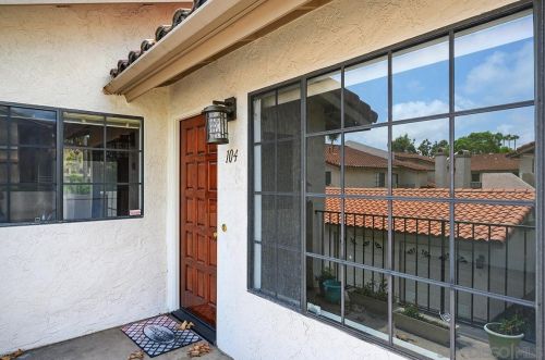 7640 Palmilla Dr, San Diego, CA 92122-4719