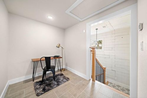 1021 Sealy St, Galveston TX 77550-3813 exterior