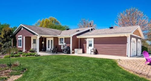 2306 Wesley Chapel Rd, Zanesville OH  43701-9334 exterior