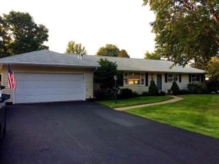 78 Mordella Rd, Albany, NY 12205-2523
