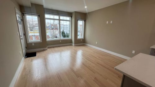 6807 Newkirk Ave, North Bergen, NJ 07047-3722