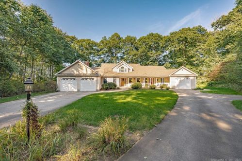 178 Old Colchester Rd, Colchester, CT 06420-3704