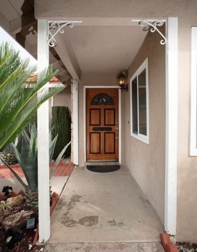 1600 Kernville Ave, Montebello CA  90640-2130 exterior