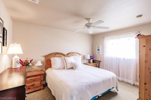 1252 41st St, Cape Coral FL  33909-1201 exterior