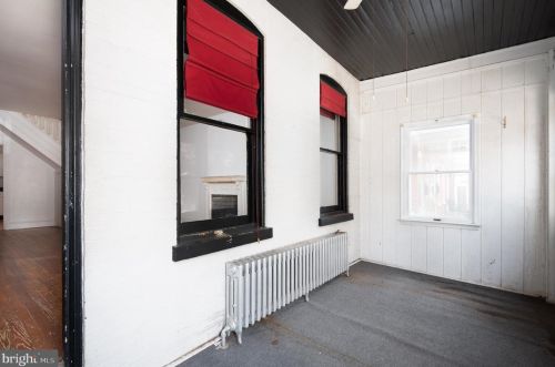 1311 Dupont St, Wilmington, DE 19806-4027