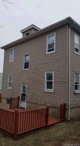 23 Clinton Ave, New Rochelle, NY 10801-3305