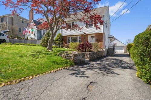 47 Mount Morris Ave, White Plains NY  10604-2228 exterior