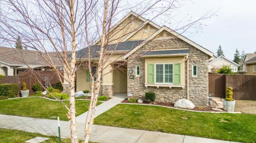 1786 Cornerstone Dr, Ripon CA  95366-9493 exterior