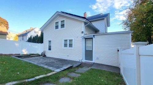 22 Ml Ave, Middletown NY  10940-5220 exterior