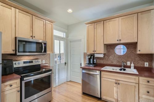 1551 Ogden St, Denver CO 80210-4134 exterior