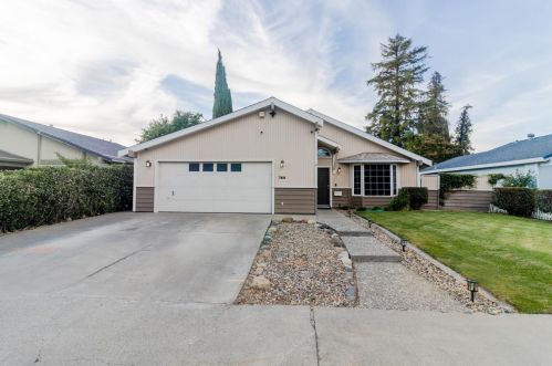 760 Cross St, Woodland, CA 95695-4039