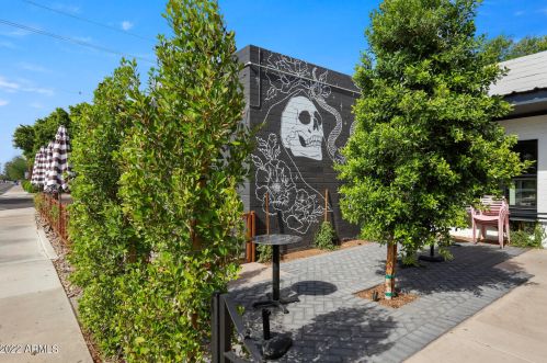 2041 9th St, Phoenix AZ 85034-4513 exterior