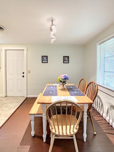 396 Collins St, Umatilla FL  32784-8387 exterior