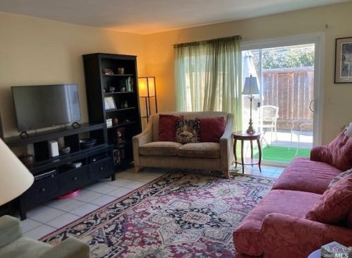 612 Simpson St, Santa Rosa CA  95401-5321 exterior