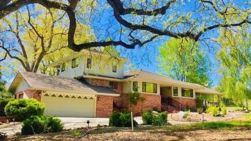19260 Pleasantview Dr, Groveland, CA 95321-9329