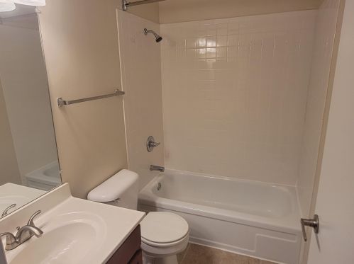 100 Winding Way, Covington, KY 41017-2230