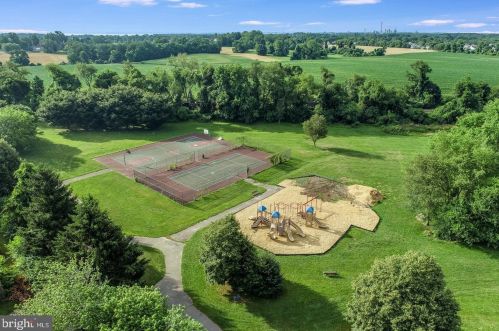 26 Paxton Ln, Bear DE  19701-1295 exterior