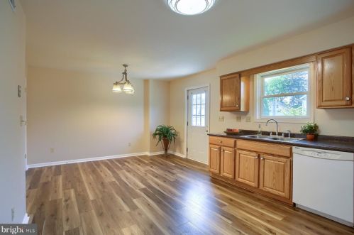 34 Wetzel St, Highspire PA  17034-1015 exterior