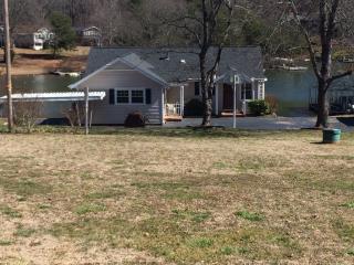 712 Brown Arrow Cir, Inman SC  29349-8867 exterior