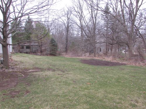 4753 Fairway Dr, Waterford WI  53185-3371 exterior