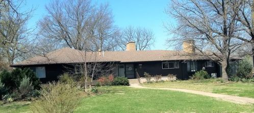 1020 Jefferson Ave, Iola, KS 66749-1831