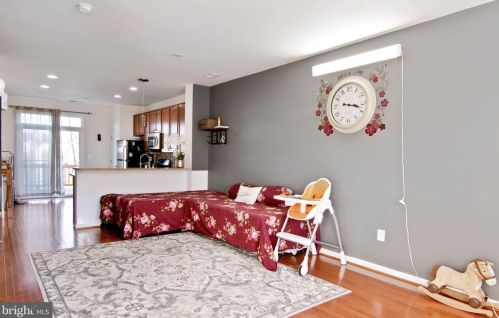 15739 John Diskin Cir, Woodbridge VA  22191-6551 exterior