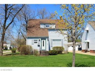 5347 Huron Rd, Cleveland, OH 44124-2809