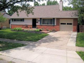 852 Sabino Ct, Cincinnati, OH 45231-4905