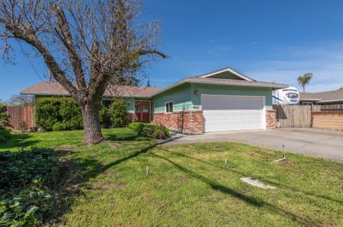 1412 Cottonwood St, Woodland CA  95695-5167 exterior