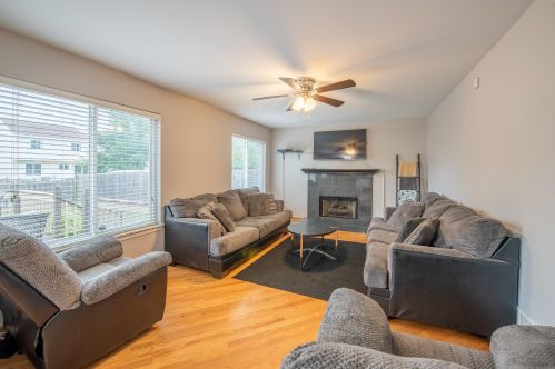 10020 67 St, Kenosha WI 53142-7524 exterior