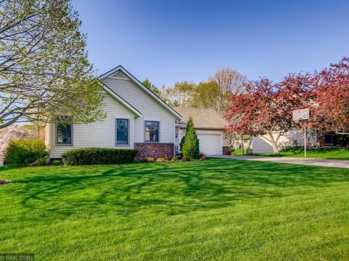 7857 28th St, Saint Paul, MN 55128-4803
