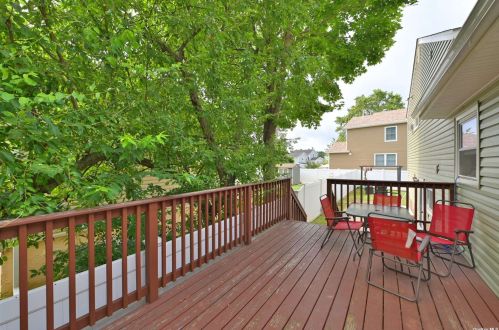 821 Virginia Ave, North Bellmore NY  11710-1341 exterior